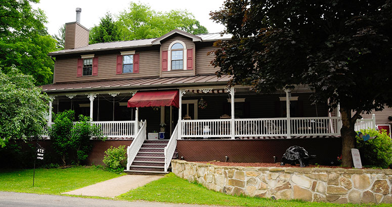Turtle Bay Lodge front porch